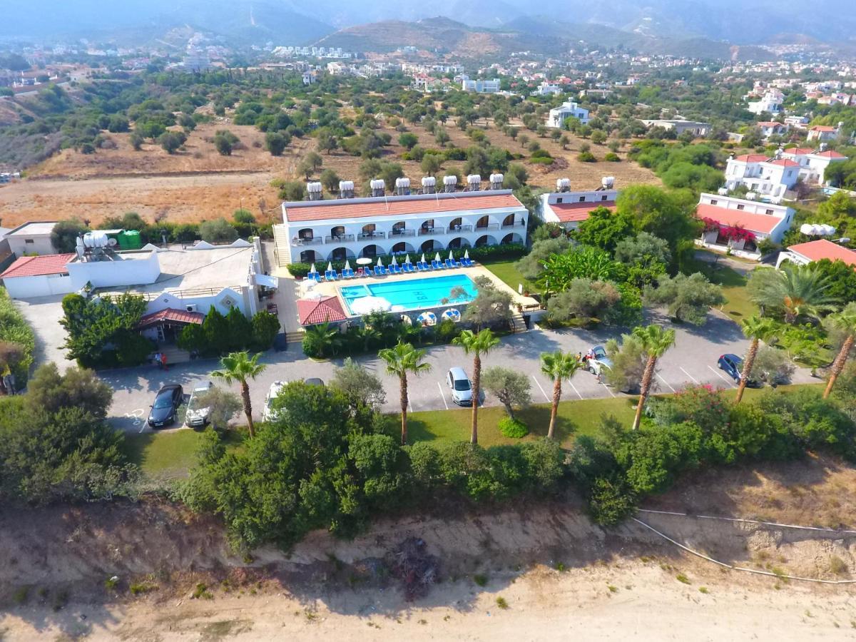 Bare Hill Holiday Apartments Krini Екстер'єр фото