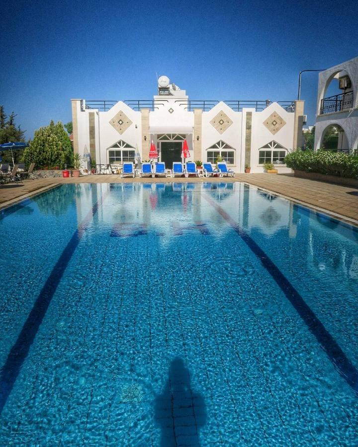 Bare Hill Holiday Apartments Krini Екстер'єр фото
