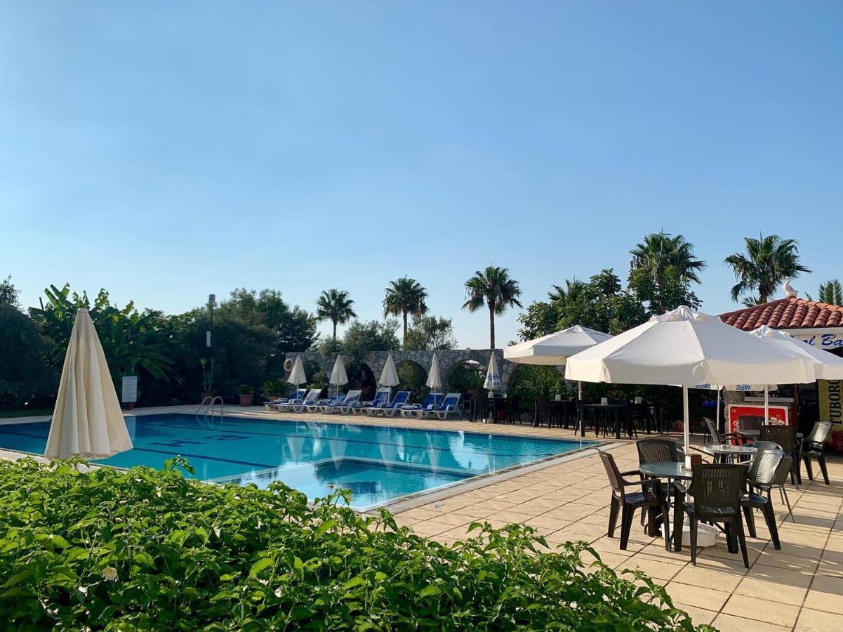 Bare Hill Holiday Apartments Krini Екстер'єр фото