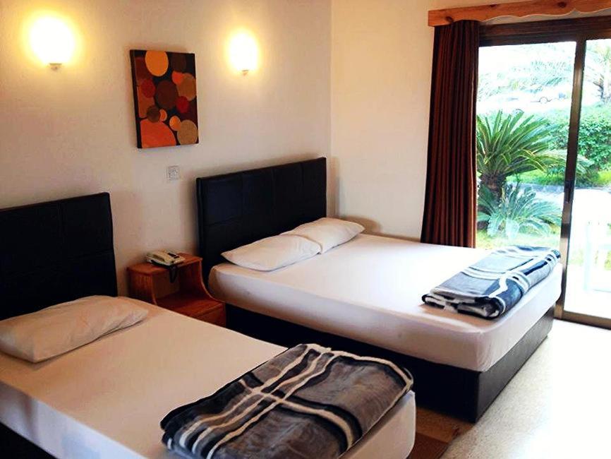 Bare Hill Holiday Apartments Krini Екстер'єр фото
